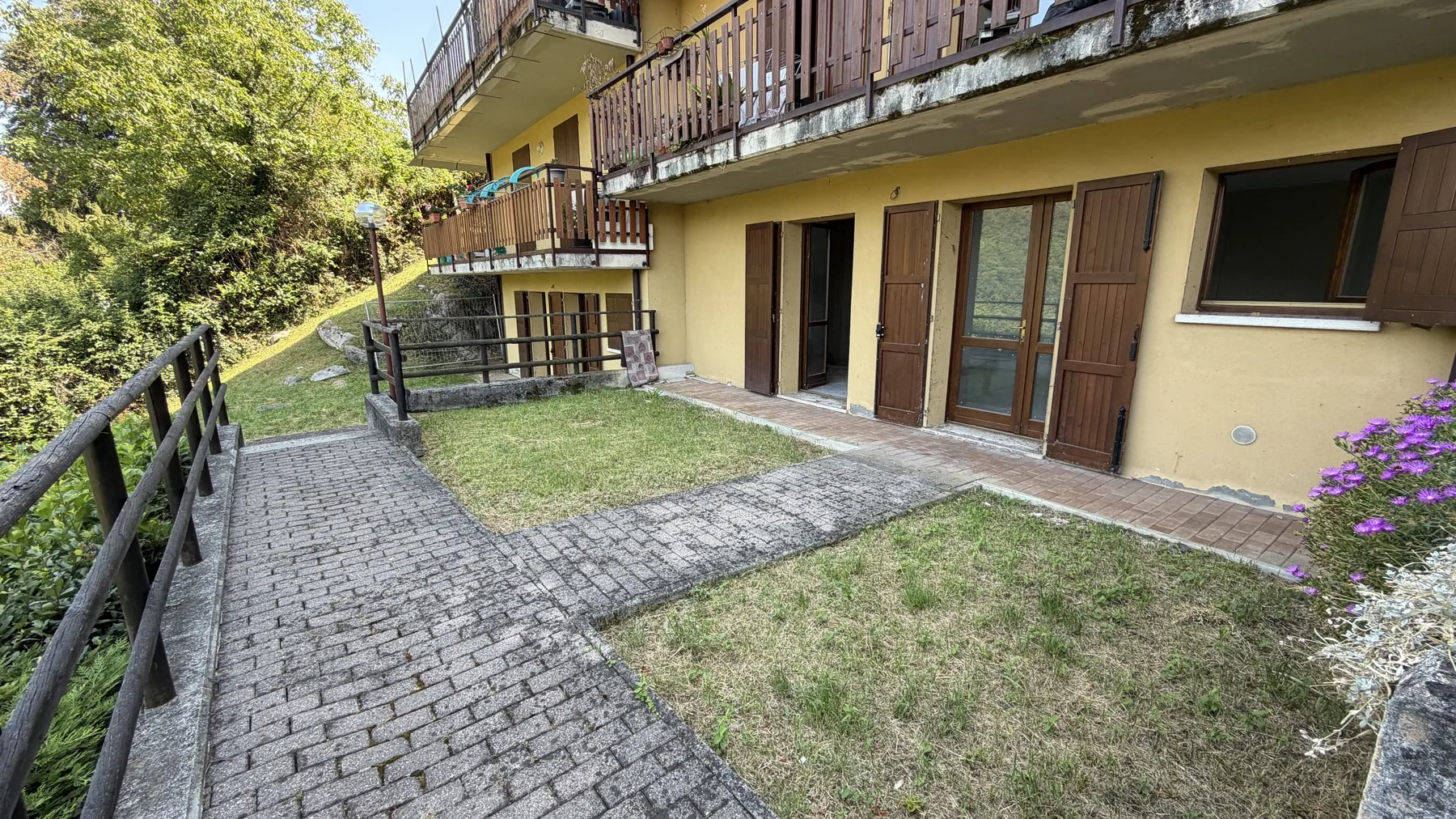 Trilocale con giardino a Strozza, Ca' Campo