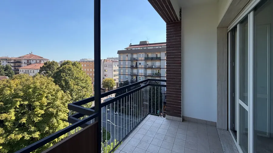Secondo terrazzino dell’appartamento al quinto piano